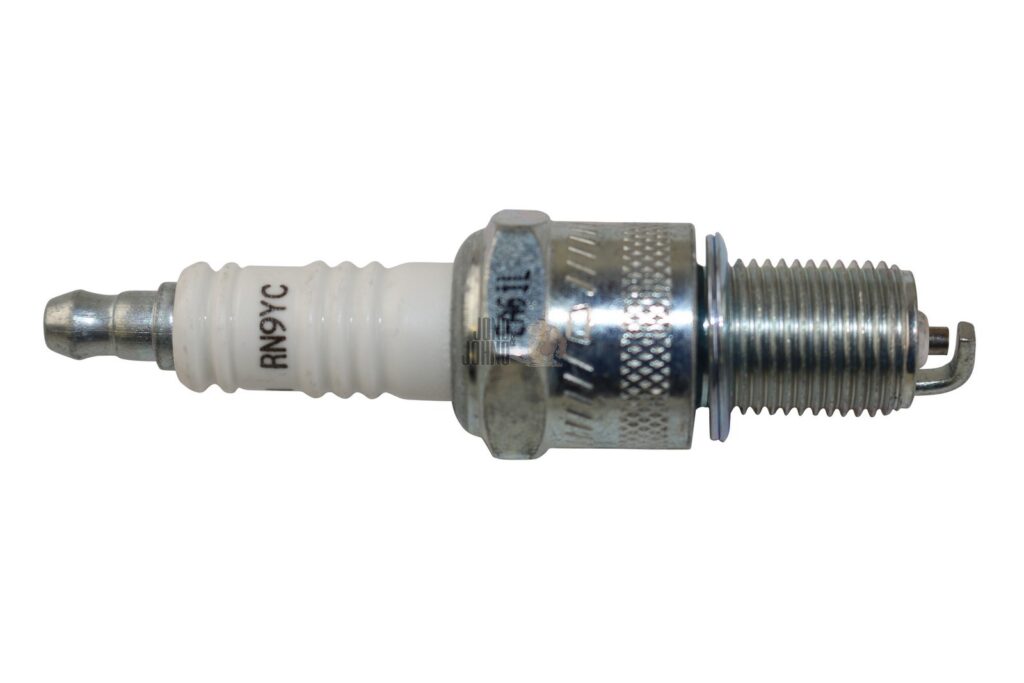 Küünal Champion Honda väikemootoritele GX160 GX200 GX240 GX270 GX340 GX390, TORCH F6RTC 751-10292
