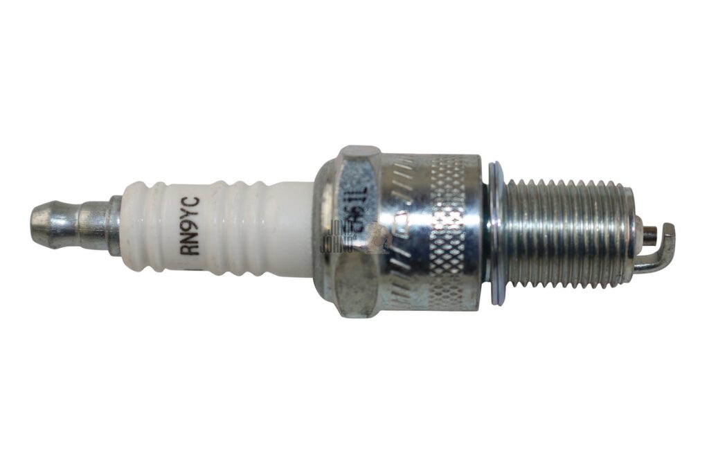 Spark plug for Champion Honda small engines GX160 GX200 GX240 GX270 GX340 GX390